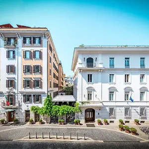 https://locarno.it-romehotels.com