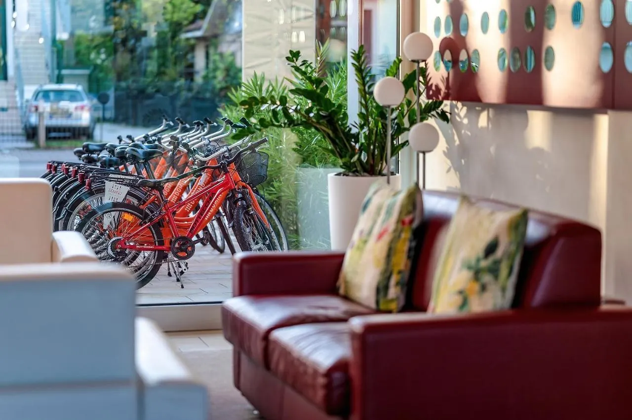 Domino Suite Hotel & Residence リド・ディ・イエゾロ